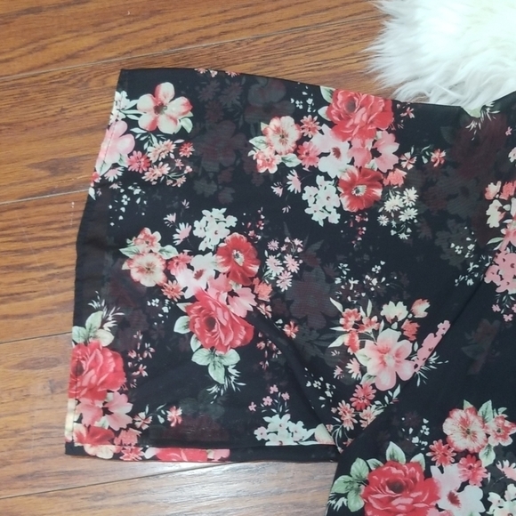 Papaya Black Floral Kimono - Picture 4 of 6